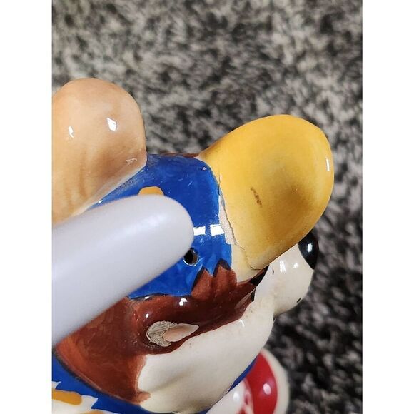 Looney Tunes Tasmanian Devil Salt and Pepper - Picture 8 of 12